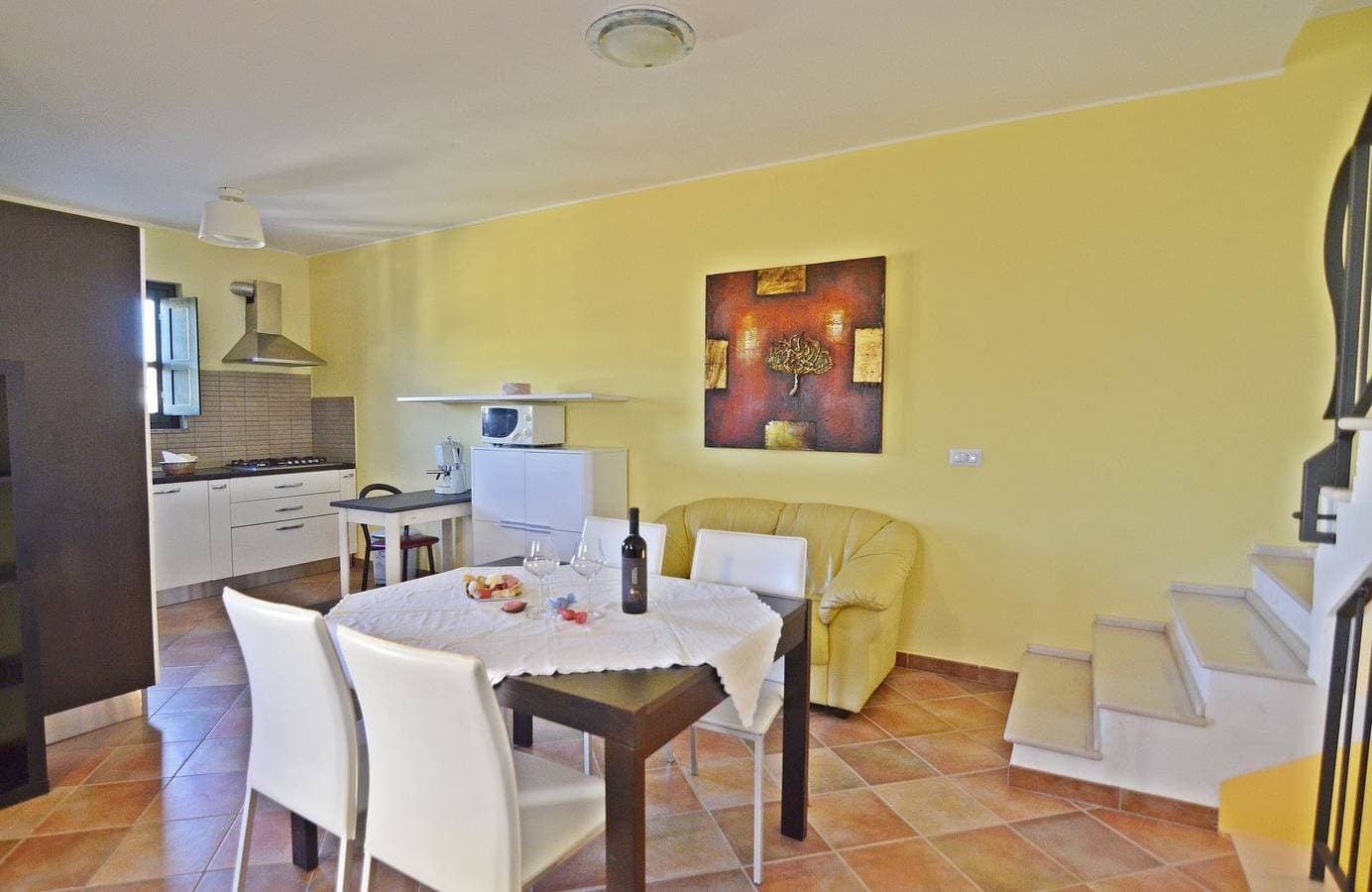 Foto 9 von 23: Ferienwohnung für 8 Personen mit Garten