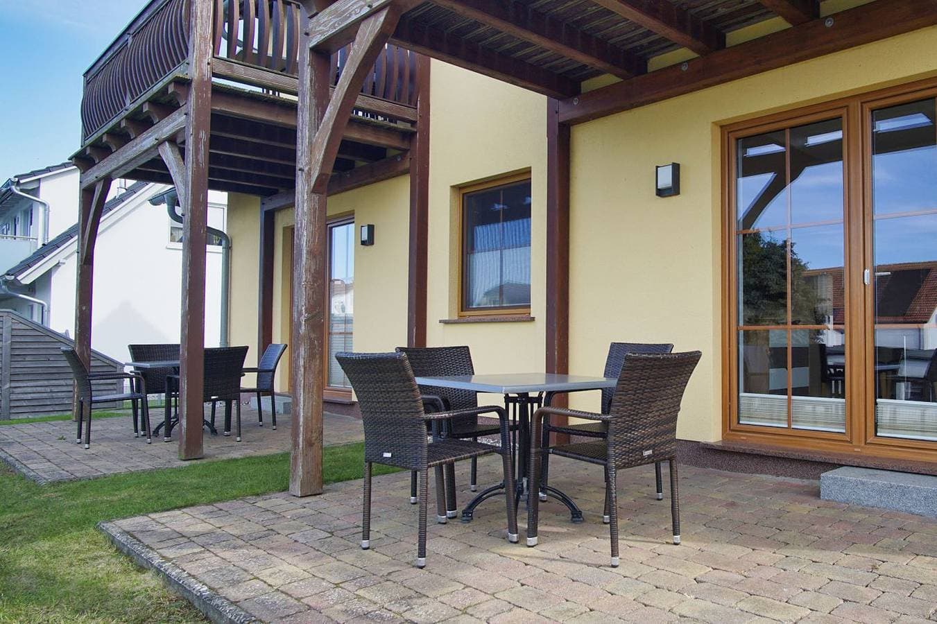 Foto 9 von 27: Schicke FeWo mit Terrasse, Schwimmbad&Sauna gratis - Haus De niege Wech FeWo 01