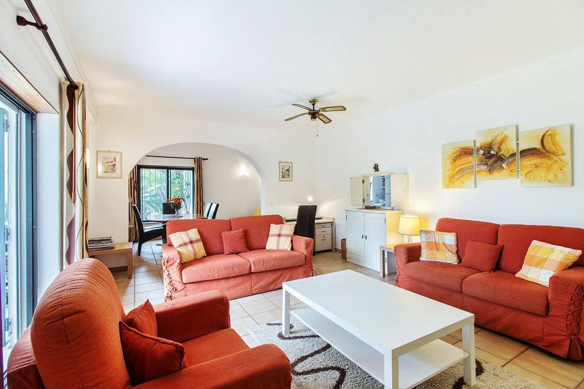 Foto 10 von 25: Villa für 4 Personen mit Garten