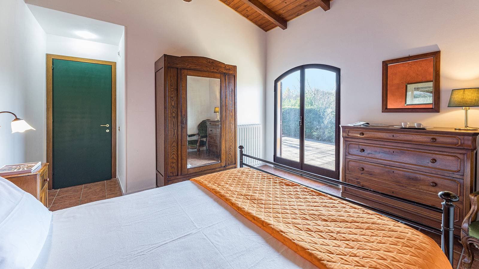 Foto 13 von 31: Villa für 4 Personen mit Garten