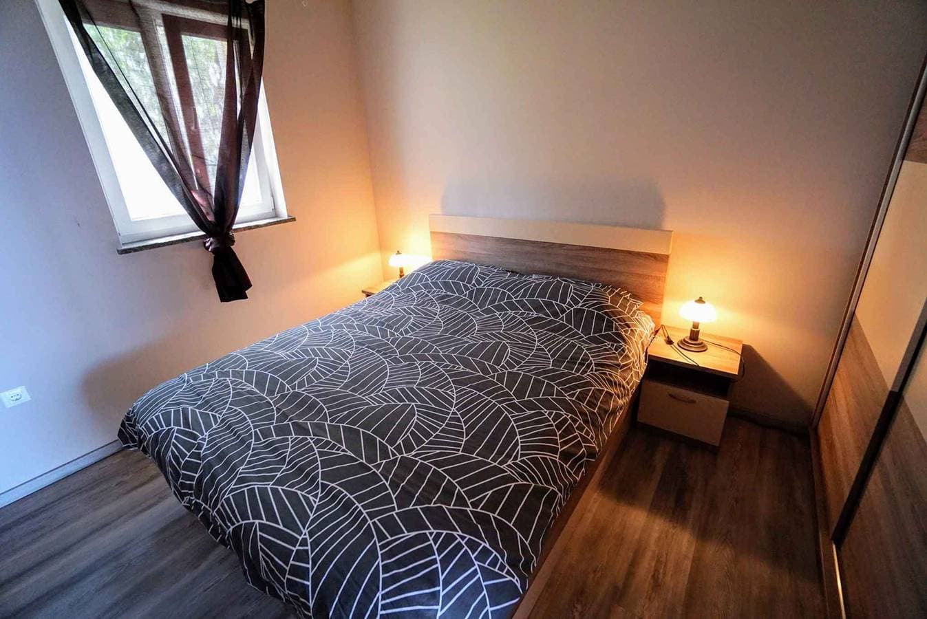 Foto 11 von 16: Ferienwohnung mit Balkon und Meerblick
