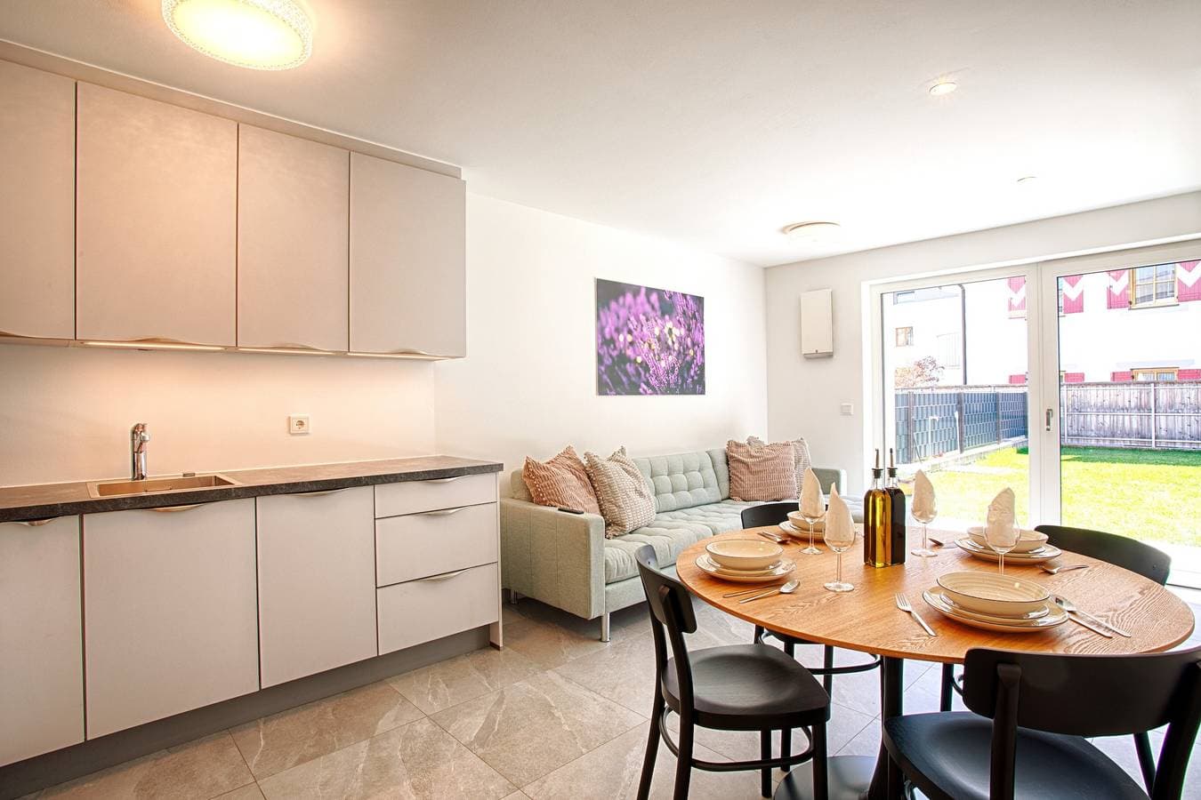 Foto 10 von 12: Apartment „Lavendel“ mit Bergblick, WLAN und Klimaanlage