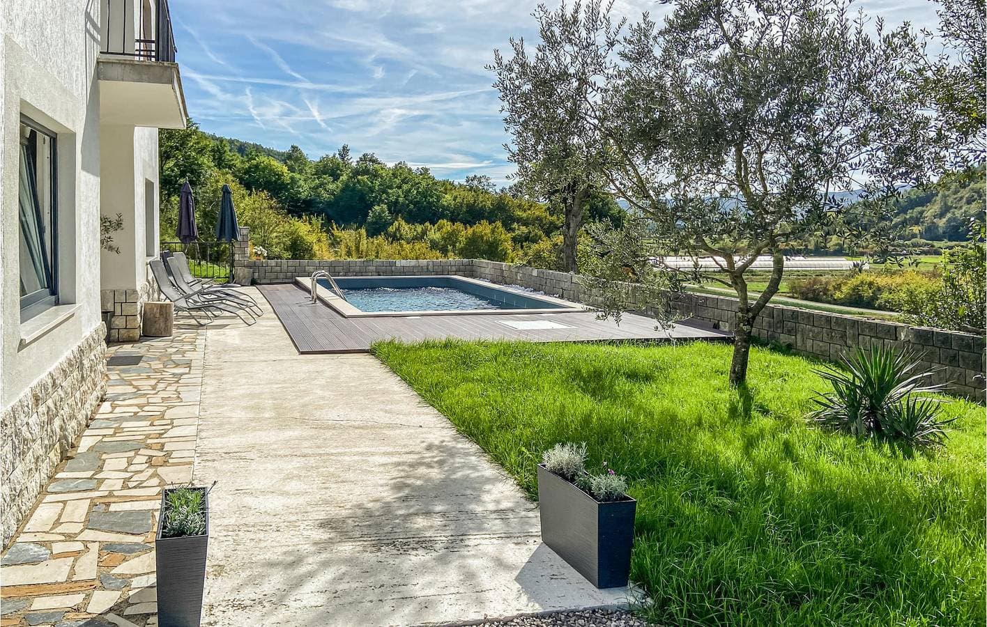 Foto 13 von 37: Charmante 74 m² große Wohnung mit Terrasse, Pool und WLAN für Ihren perfekten Urlaub