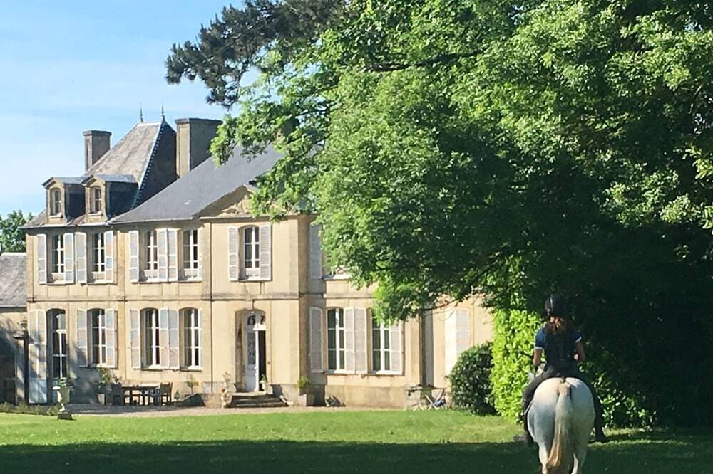 Gite / apartment in castle outbuildings 1