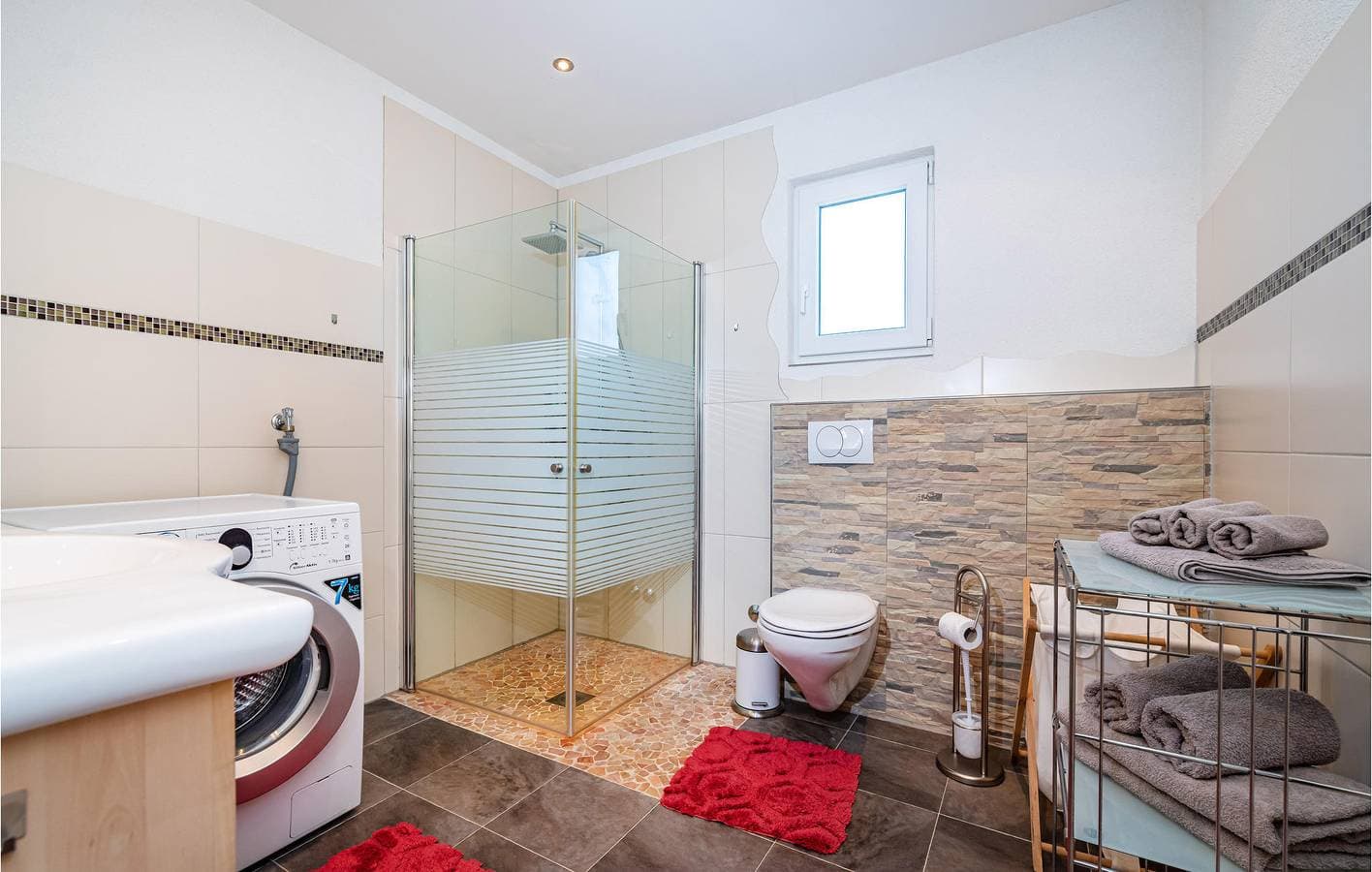 Foto 10 von 34: Reizende 1-Zimmer-Wohnung mit Pool, WLAN und Parkplatz in Küstennähe