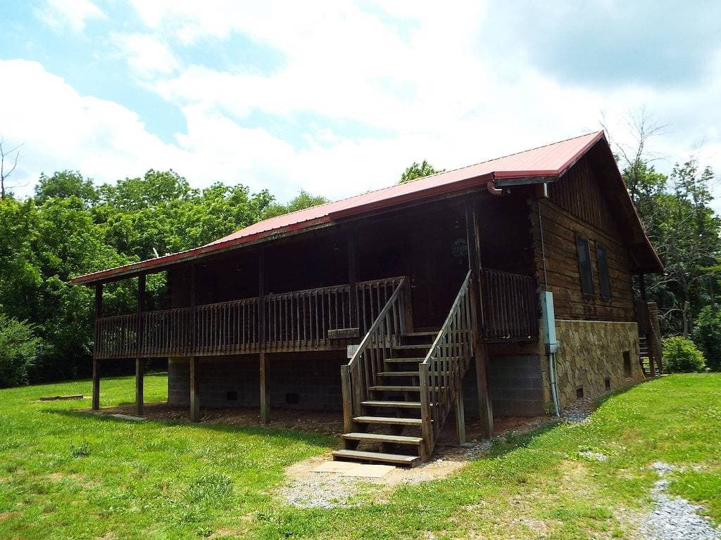 Foto 9 von 33: \"Sweet Life\" * Log Cabin auf Cosby Creek mit Wifi-
