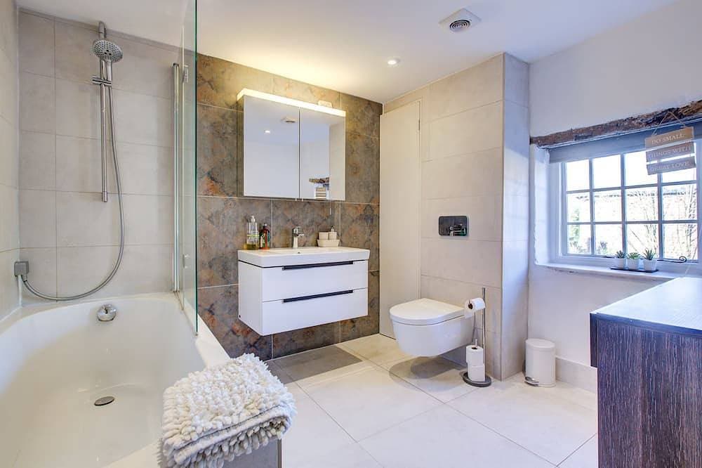 Foto 7 von 23: Cottage-Deluxe-Eigenes Badezimmer-Strassenblick
