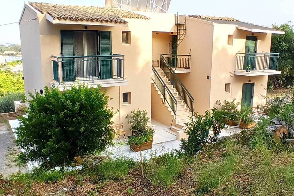 Foto 7 von 10: Blue & Green apts - Dassia, Corfu  3