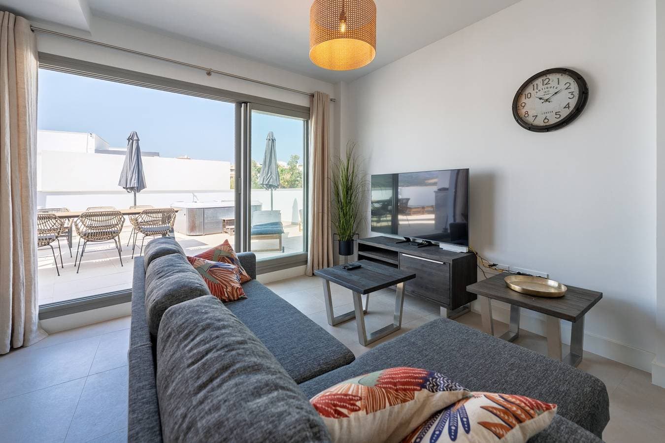 Foto 5 von 19: Ferienwohnung für 5 Personen mit Terrasse