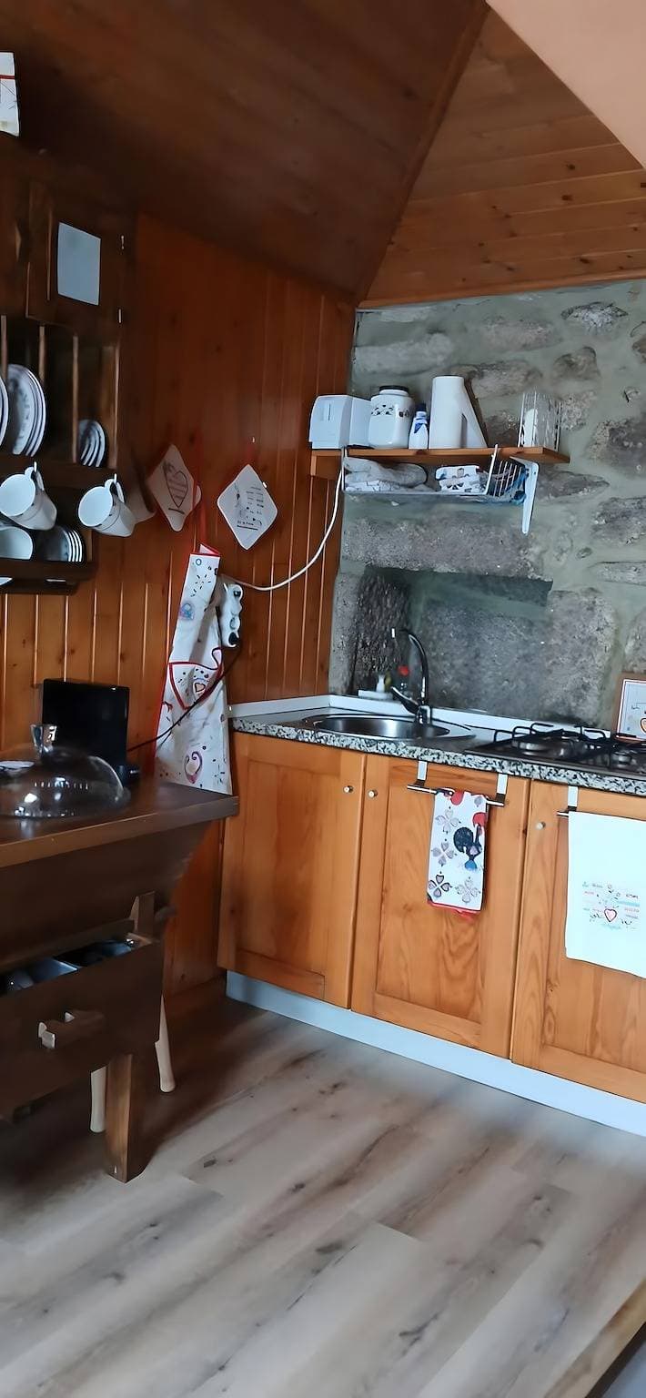 Foto 13 von 32: Ferienhaus 'Casa Da Quelha' mit Bergblick, WLAN und Klimaanlage