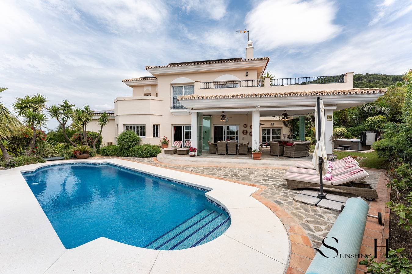 Luxury 3Br Villa by Alhaurín Golf w/ Heated Pool R 1