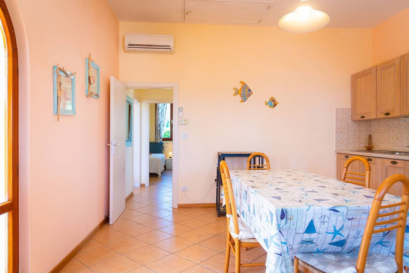 Foto 6 von 16: Ferienwohnung für 5 Personen mit Terrasse