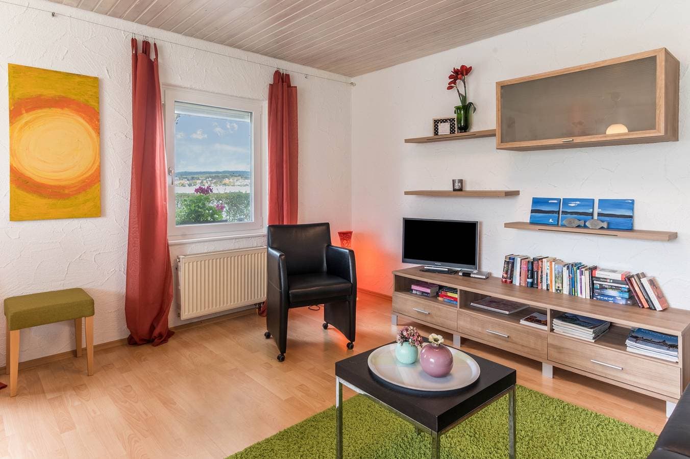 Foto 3 von 30: Charmante Ferienwohnung 1 im Haus Böhler auf der Insel Reichenau mit Seeblick