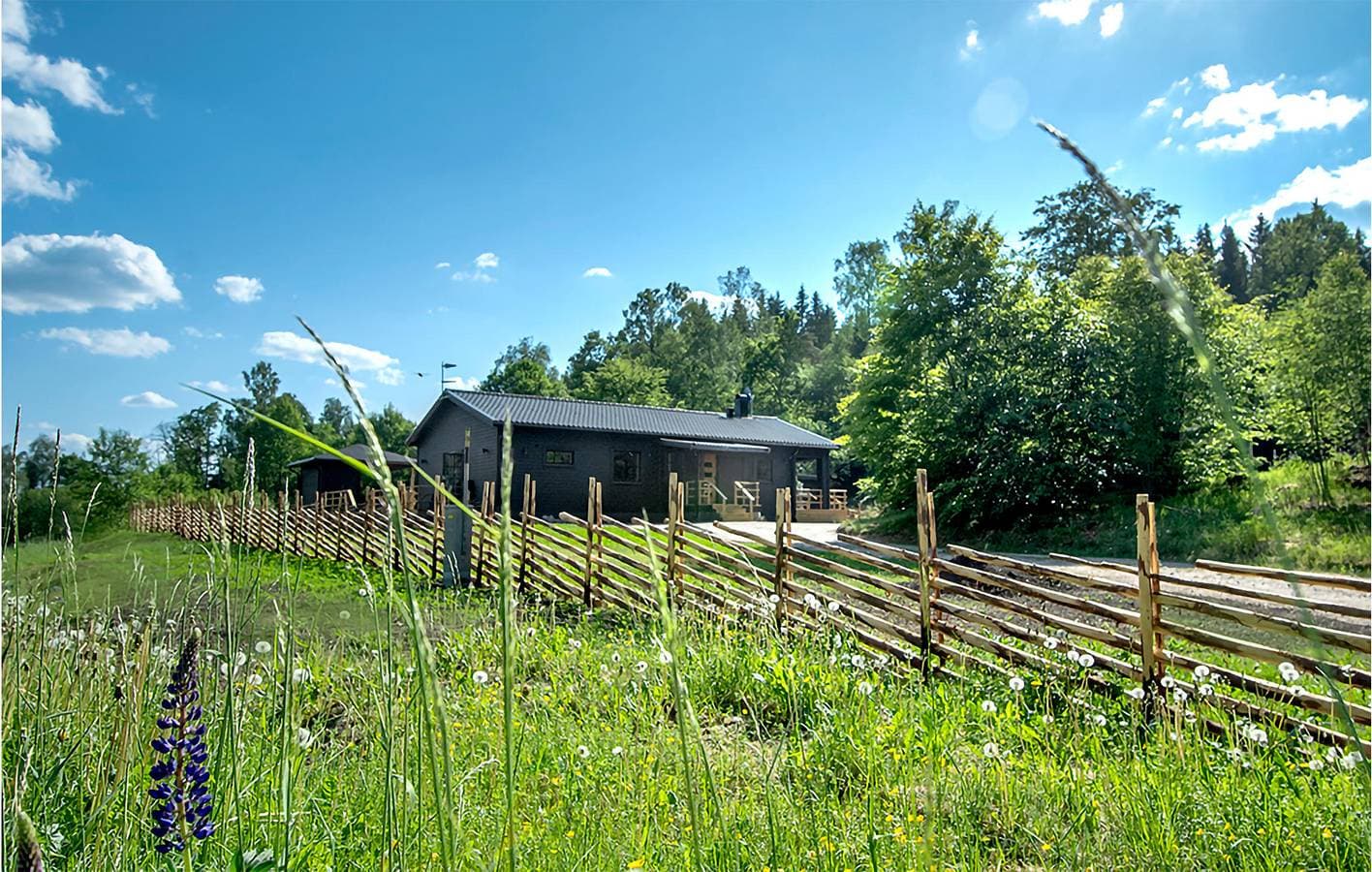 Foto 2 von 35: Ferienhaus für 8 Personen mit Garten