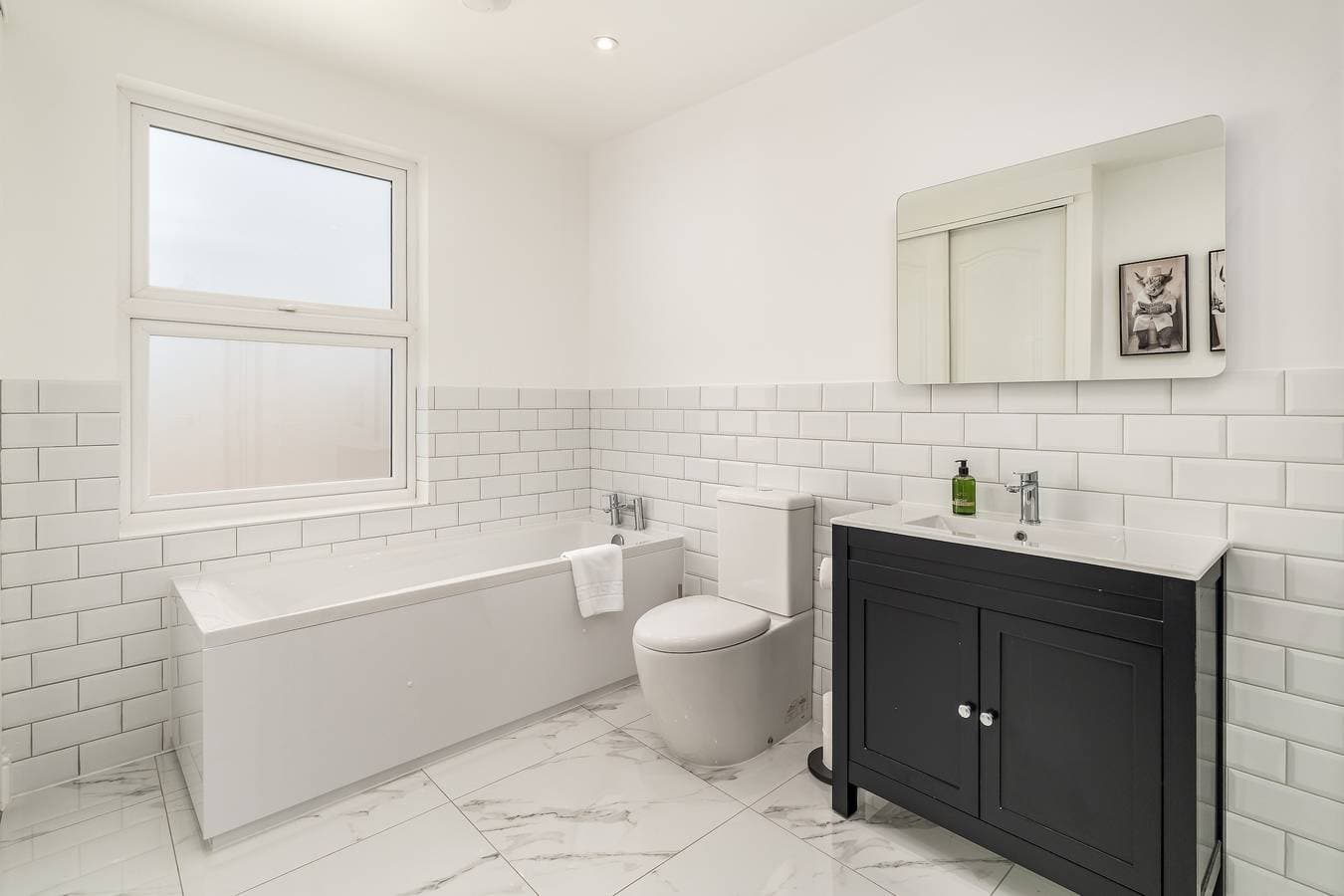 Foto 13 von 32: Beautiful, newly refurbished Victorian townhouse - Pass the Keys