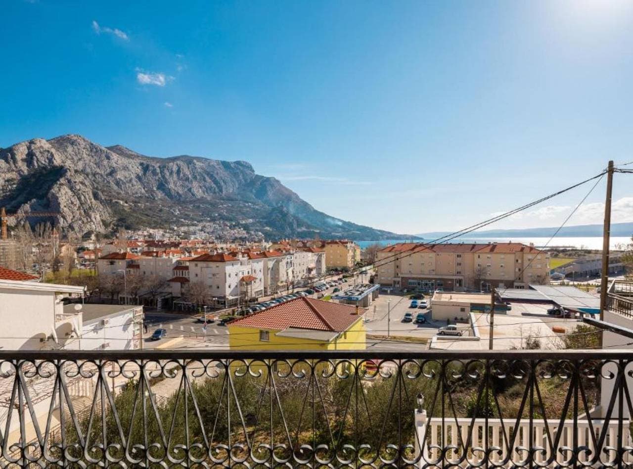Foto 13 von 37: Apartment Adriatic Pearl - One Bedroom Apartment with Balcony and Sea View