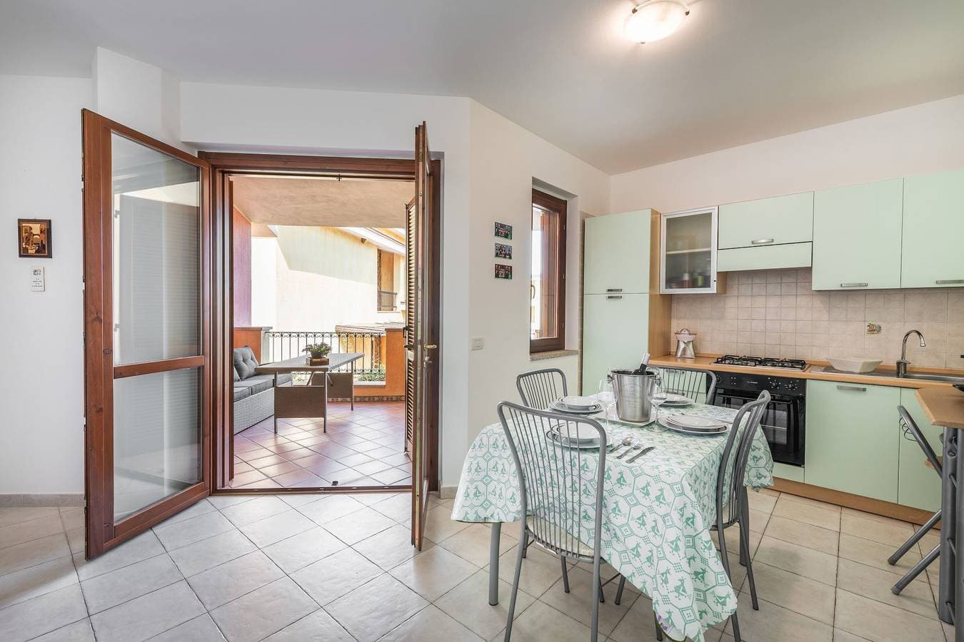 Foto 7 von 33: Ferienwohnung 'Isabel' mit Gemeinschaftspool, WLAN und Klimaanlage