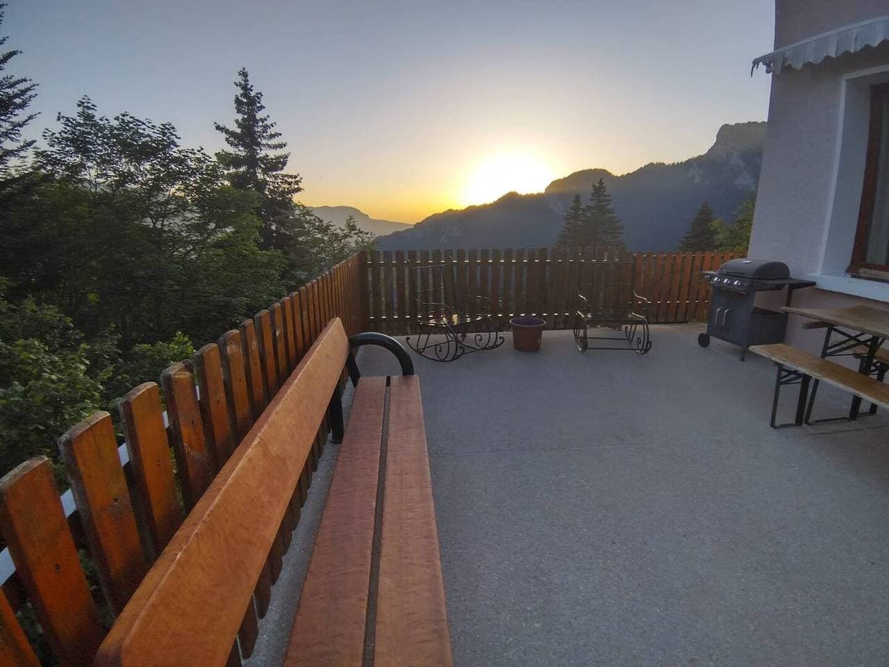 Foto 9 von 17: Ferienwohnung für 6 Personen mit Terrasse