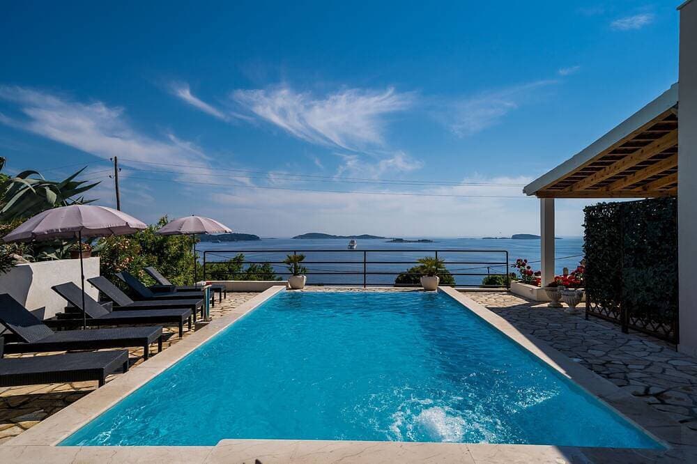 Apartments Villa Made 4U - Deluxe Apartment mit 4 Schlafzimmern, Terrasse und Meerblick 1