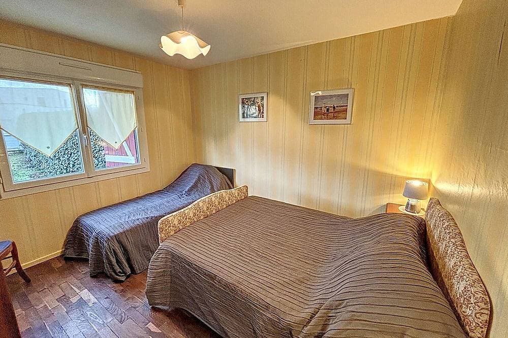 Foto 5 von 15: Ferienhaus mit Garten, nah am Strand, Haustierverbot, WLAN*, Bettwäsche optional