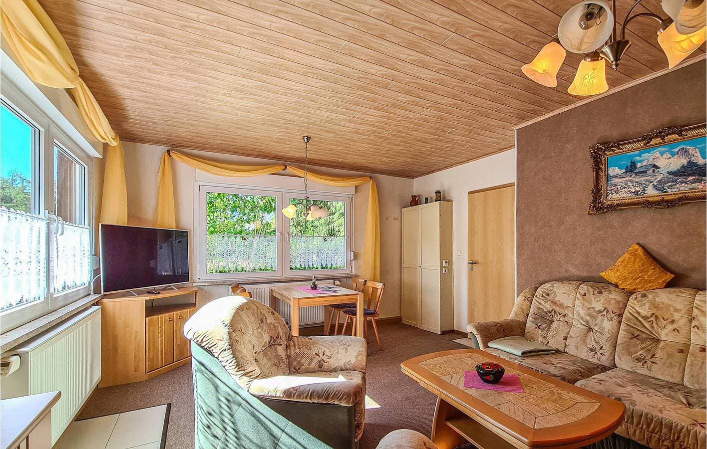 Foto 5 von 15: Moderne Wohnung mit Terrasse und Parkplatz in Dankerode