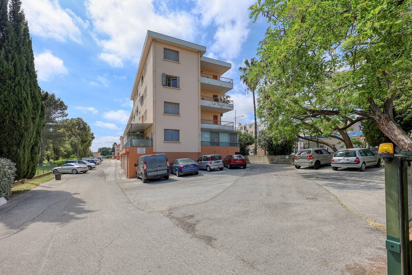 Foto 13 von 13: Ferienwohnung für 4 Personen mit Terrasse