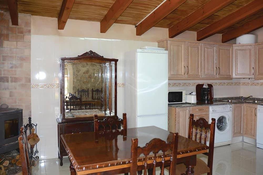 Foto 12 von 26: Beautiful home in Estellencs