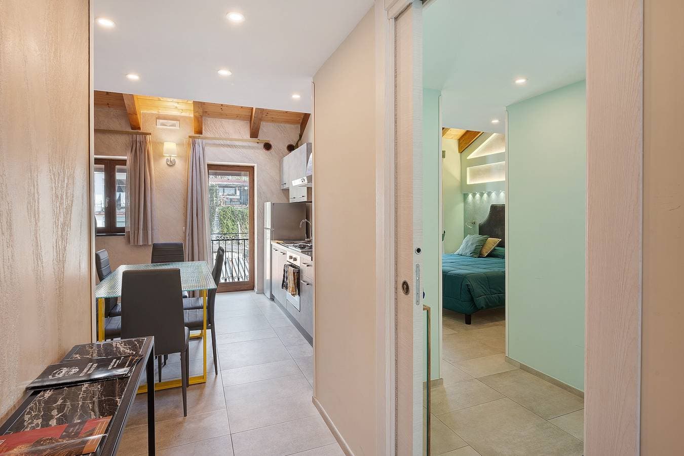 Foto 12 von 33: Appartement 'Donna Sofi' mit Meerblick, WLAN und Klimaanlage