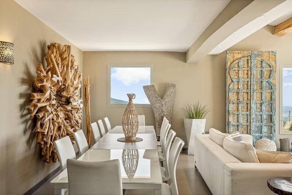 Foto 9 von 57: Mediterrane Villa mit Blick auf die Côte d'Azur
