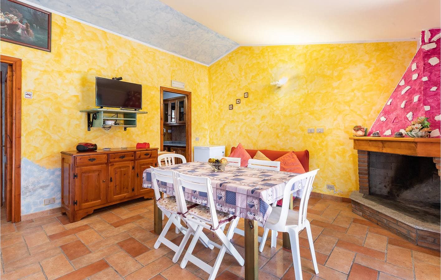 Foto 11 von 22: Appartement am Strand mit Pool und Parkplatz.