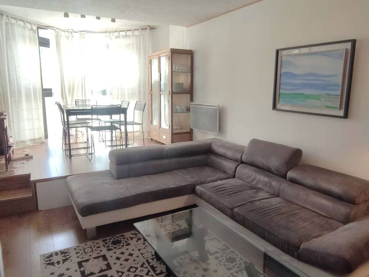 Schöne komfortable Wohnung an der Piste mit Internet 1