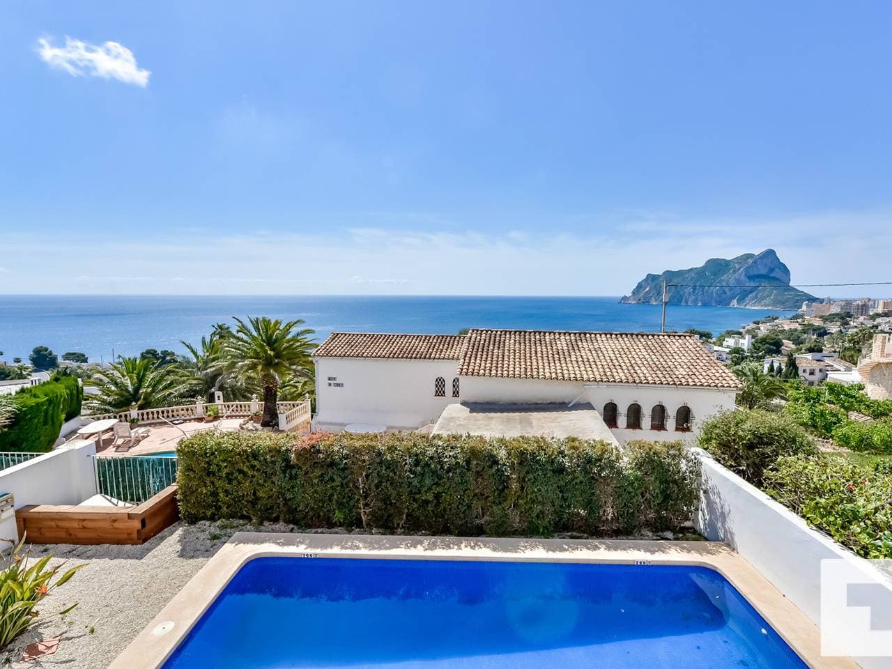 Foto 3 von 36: Moderne Villa in Calpe mit privatem Pool, WLAN, Klimaanlage und Parkplatz