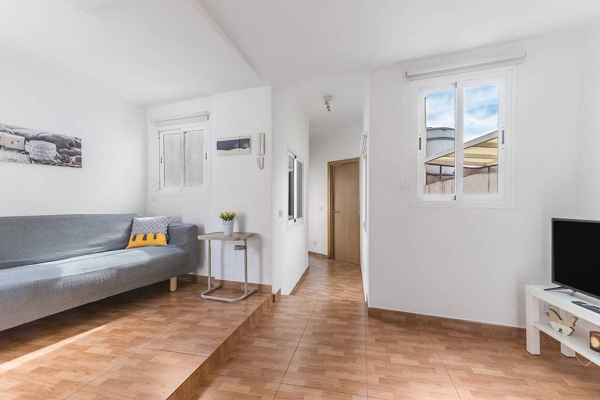 Foto 6 von 32: Ferienwohnung für 4 Personen mit Terrasse
