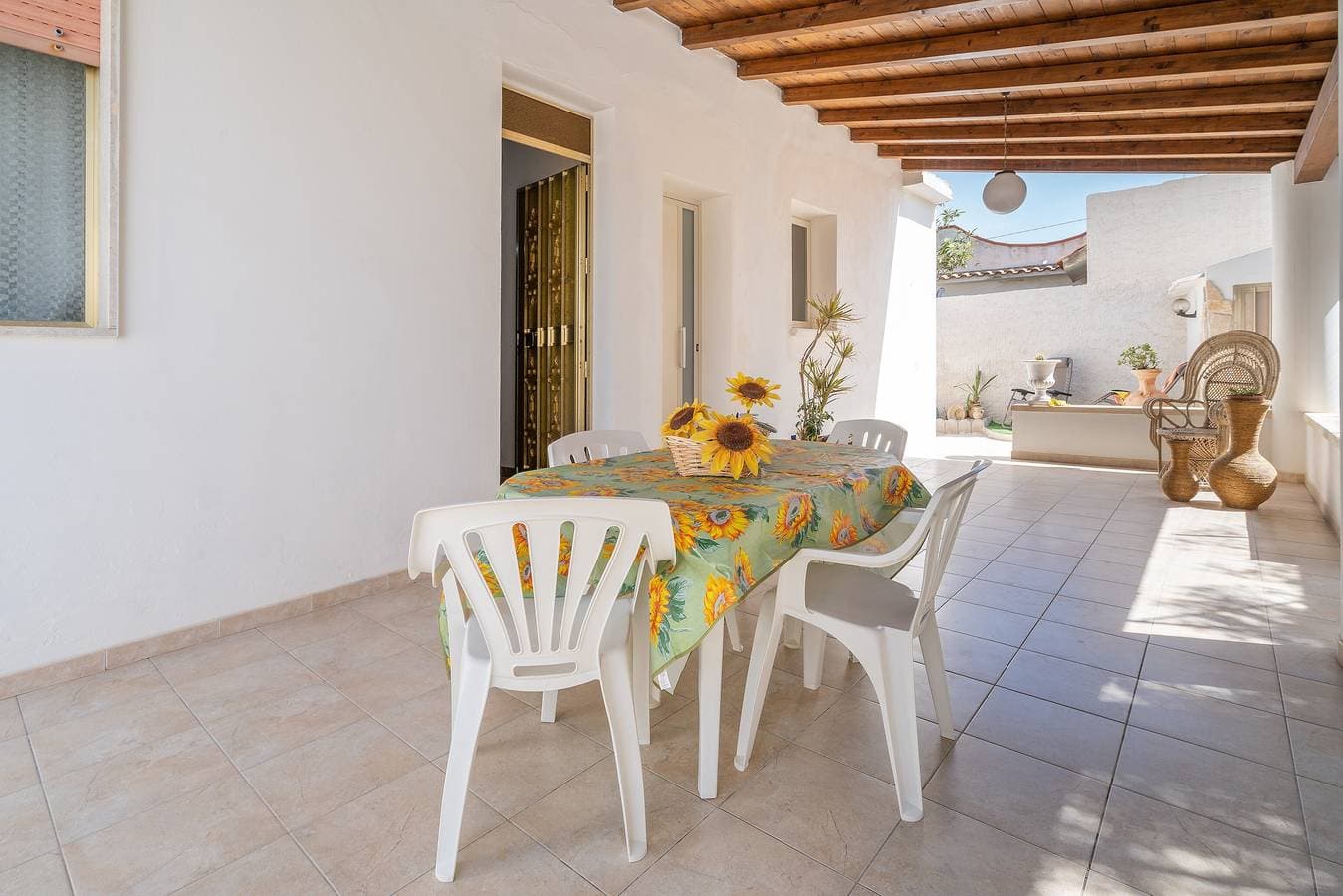 Foto 4 von 28: Ferienwohnung "La Casa Blu" mit Privater Terrasse und Gemeinschafsgarten
