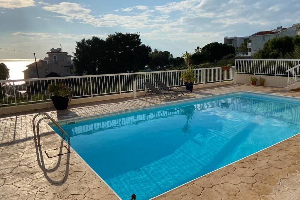 Foto 11 von 13: Stunning Sea View Apartment in the Sea Caves