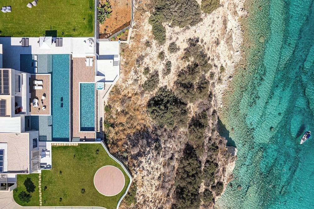 Foto 9 von 30: Only View Villa-Timeless Coastal Retreat