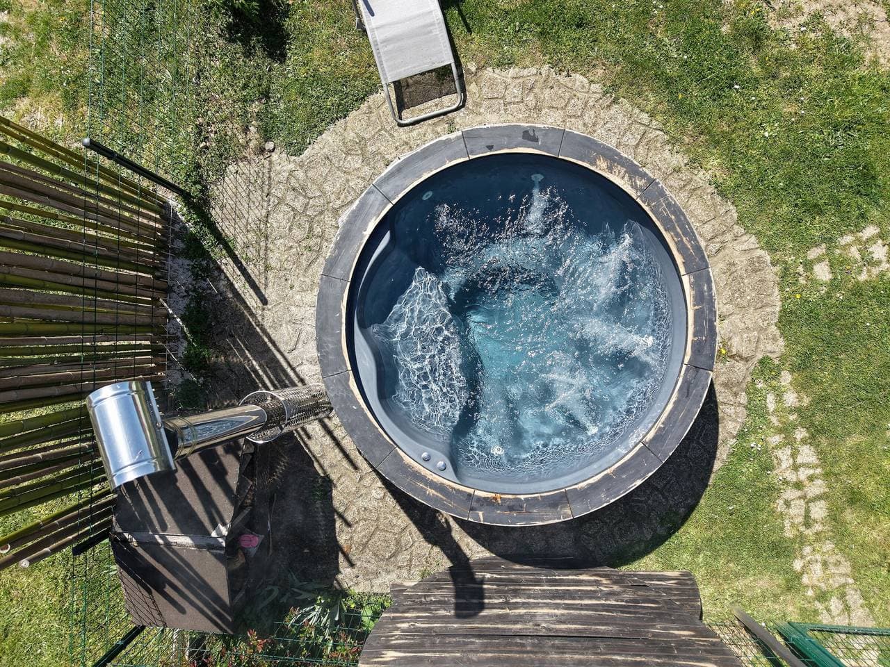 Foto 11 von 33: Gemütliches Ferienhaus mit Sauna, Pool und grünem Außenbereich in der Creuse-Talmark