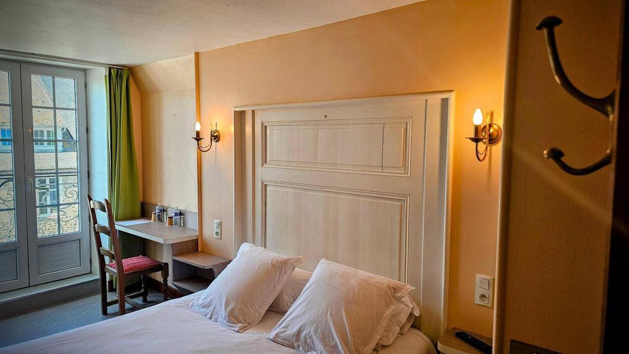 Foto 10 von 15: Double Room with Balcony and Sea View