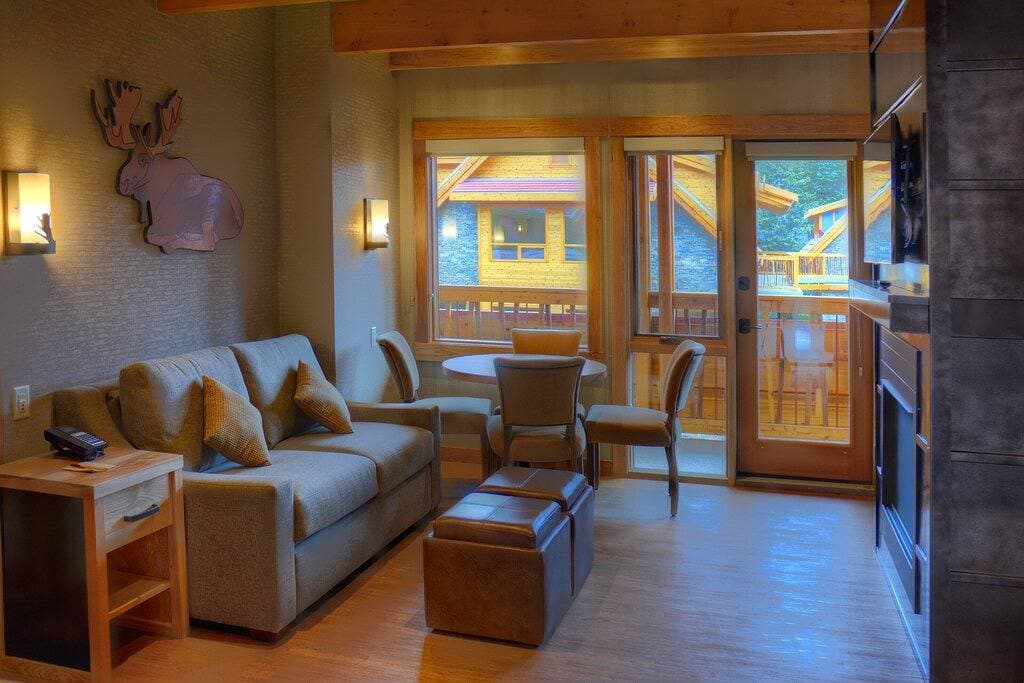 Foto 11 von 19: Neu Bright + Geräumige Rockies Getaway | Tolle Lage, heiße Pools!