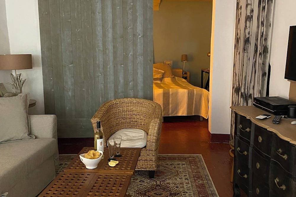 Foto 4 von 30: Are Charme Wohnung im alten Nizza, mit Blick auf den Garten und nahe am Meer