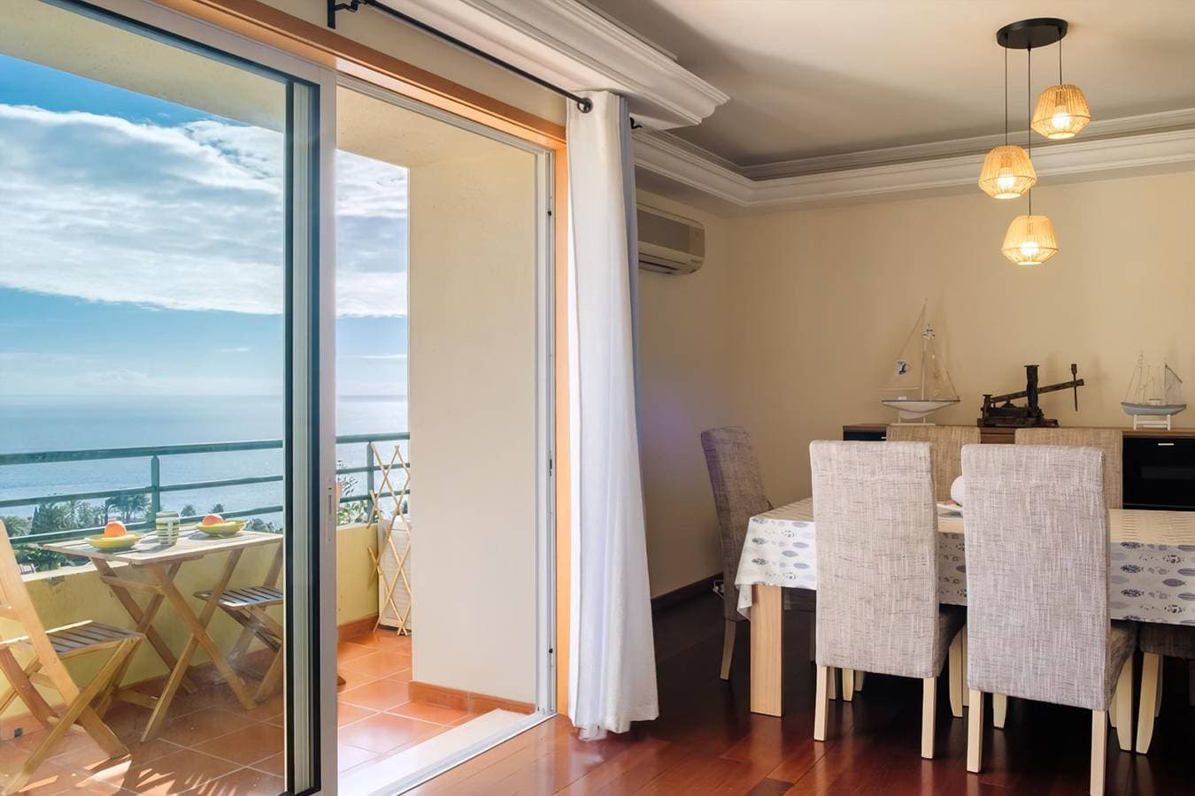 Foto 6 von 27: Ferienwohnung für 4 Personen mit Balkon