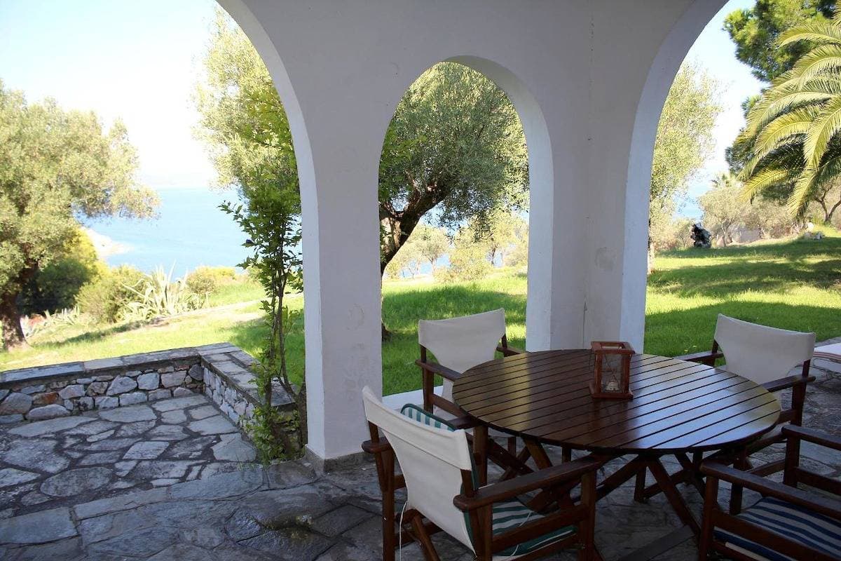 Foto 8 von 41: Apartment mit Terrasse direkt am Meer, Wifi | Ormos Panaghias, Chalkidiki