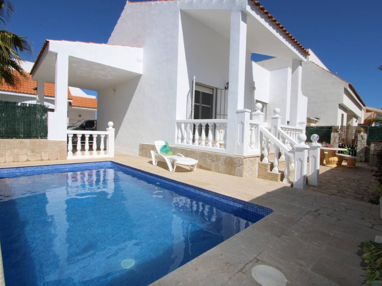 Ferienhaus mit privatem Pool, strandnah, gratis WLAN, optional Klimaanlage, Haustiere erlaubt, Hunde... 1