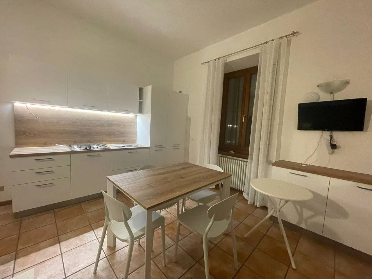 Foto 9 von 22: Zwei-Zimmer-Wohnung mit Seeblick