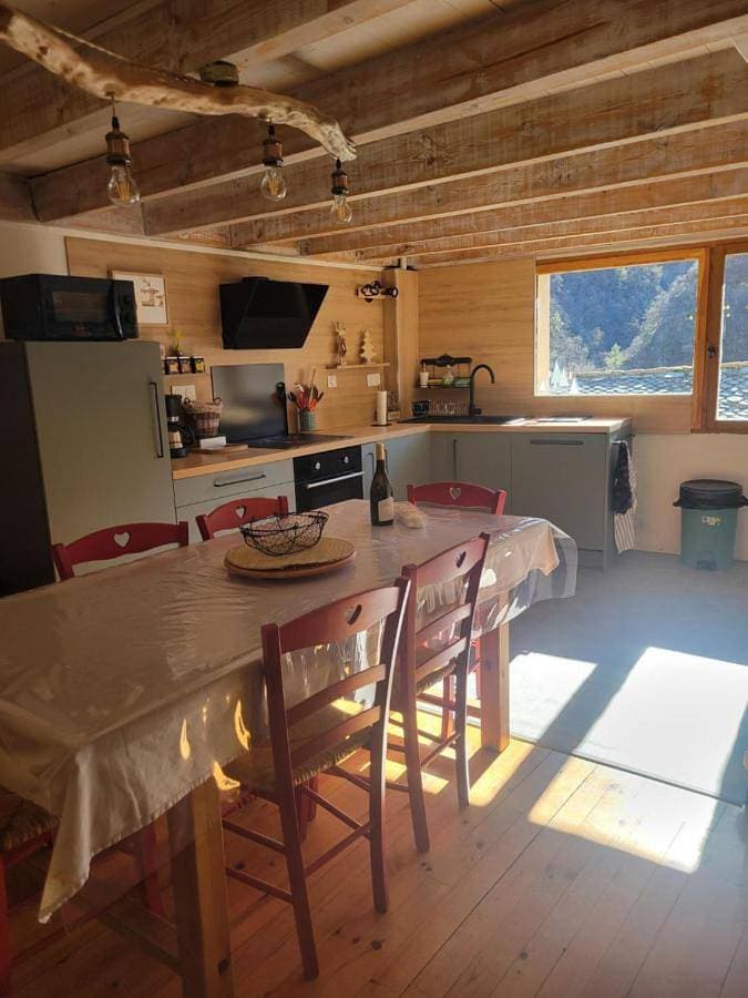 Paisible maison dans les Pyrénées 1