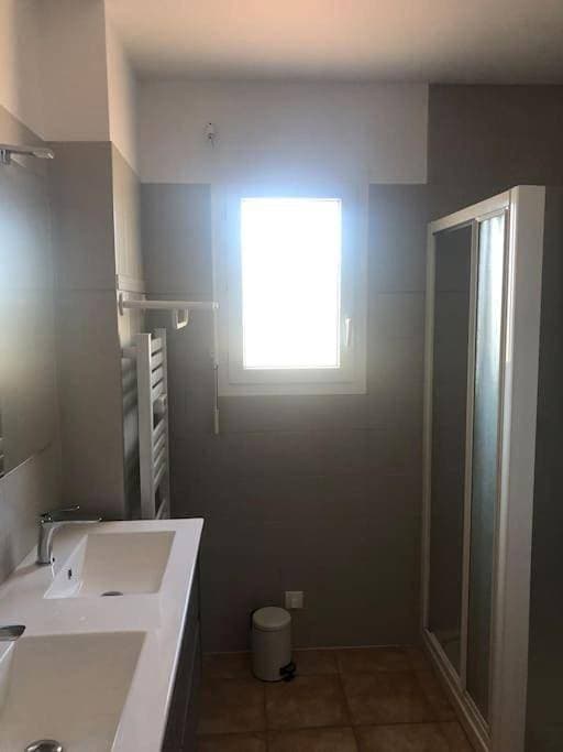 Foto 13 von 45: Three-Bedroom House