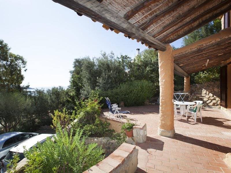 Foto 5 von 23: Villa für 8 Personen mit Terrasse