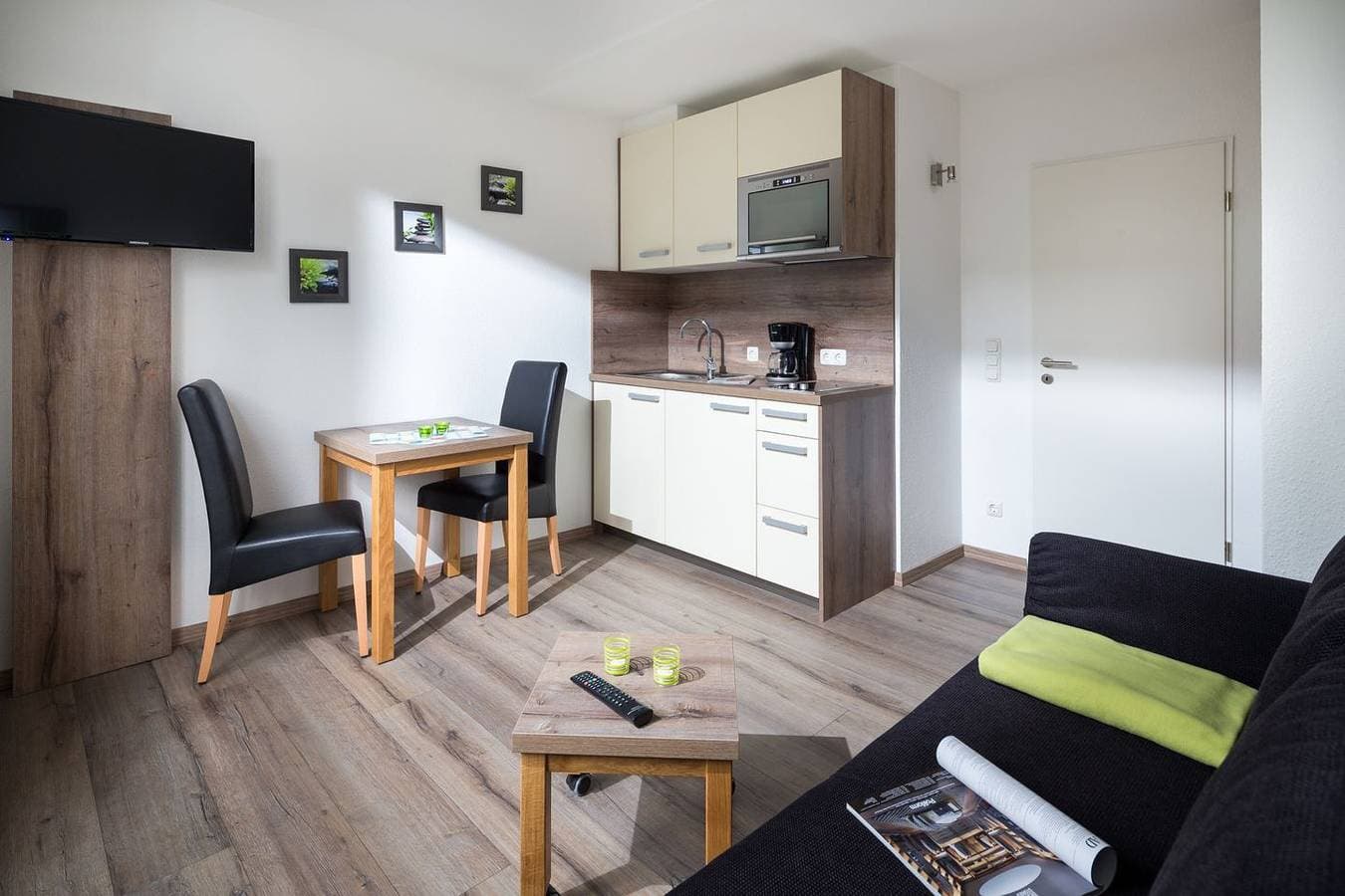Foto 3 von 15: Komplett neu renoviertes 1-Raum-Appartement