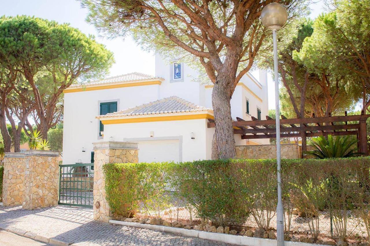 Foto 8 von 117: Villa with Private Pool