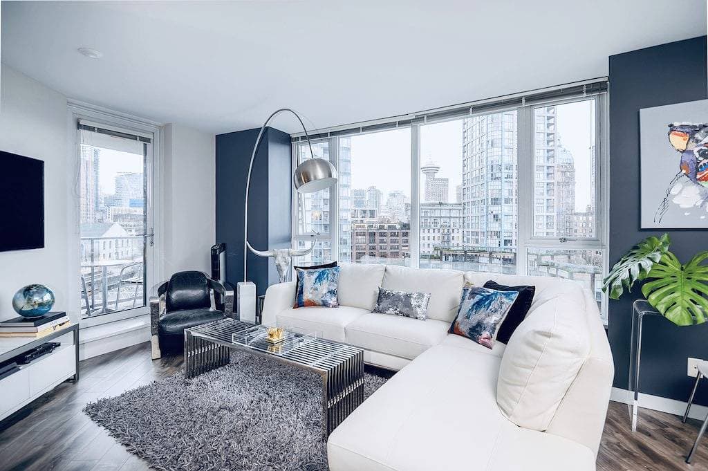Foto 5 von 22: Atemberaubende moderne Luxus 2 Schlafzimmer, 2 Bad Wohnung mieten